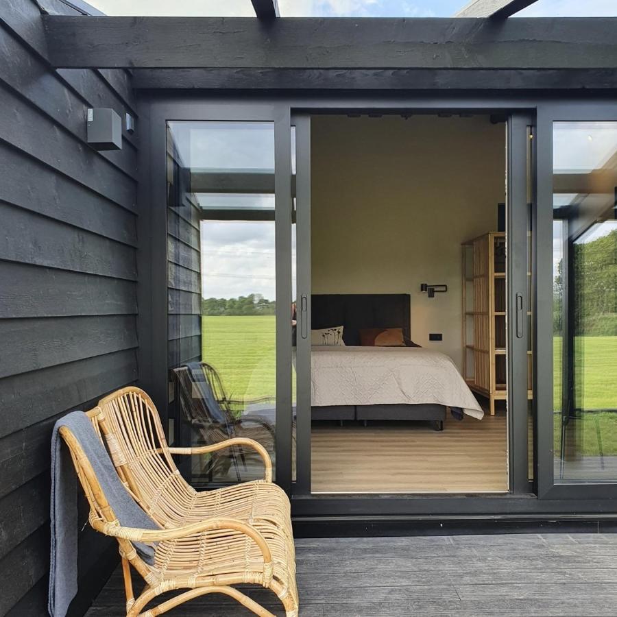 De Buorkerij Bed and Breakfast Tytsjerk Exteriör bild