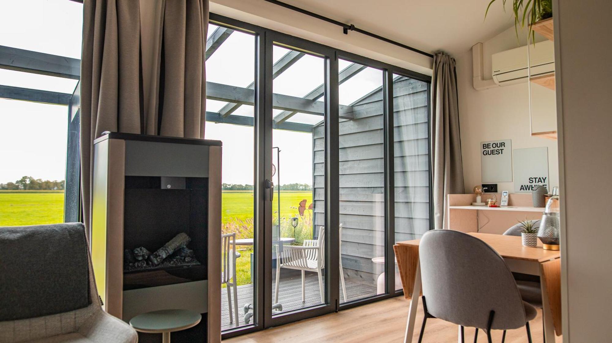 De Buorkerij Bed and Breakfast Tytsjerk Exteriör bild